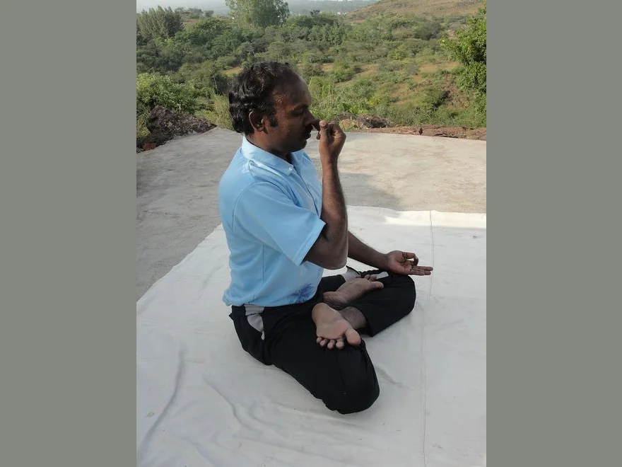 Ratio Alternate-Nostril Breathing (Nadi Shodhana Ratios) — photograph