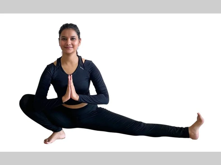 Side Lunge (Skandasana) — photograph
